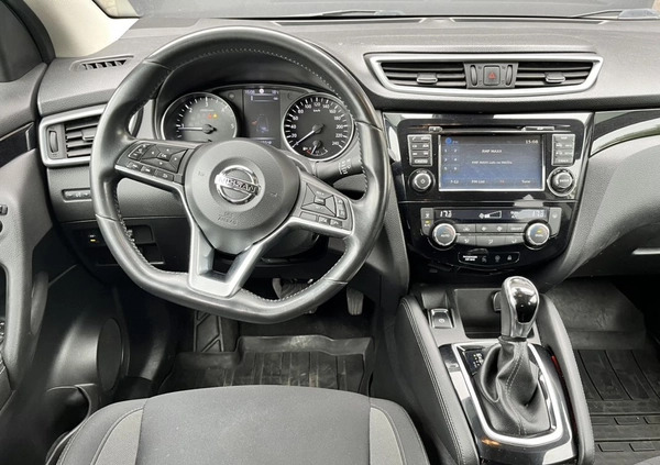 Nissan Qashqai cena 69900 przebieg: 159570, rok produkcji 2017 z Słupca małe 277